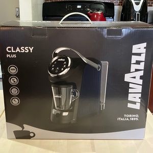 (100 CAPSULES INCLUDED!) Lavazza Expert Classy Plus Espresso & Coffee Brewer